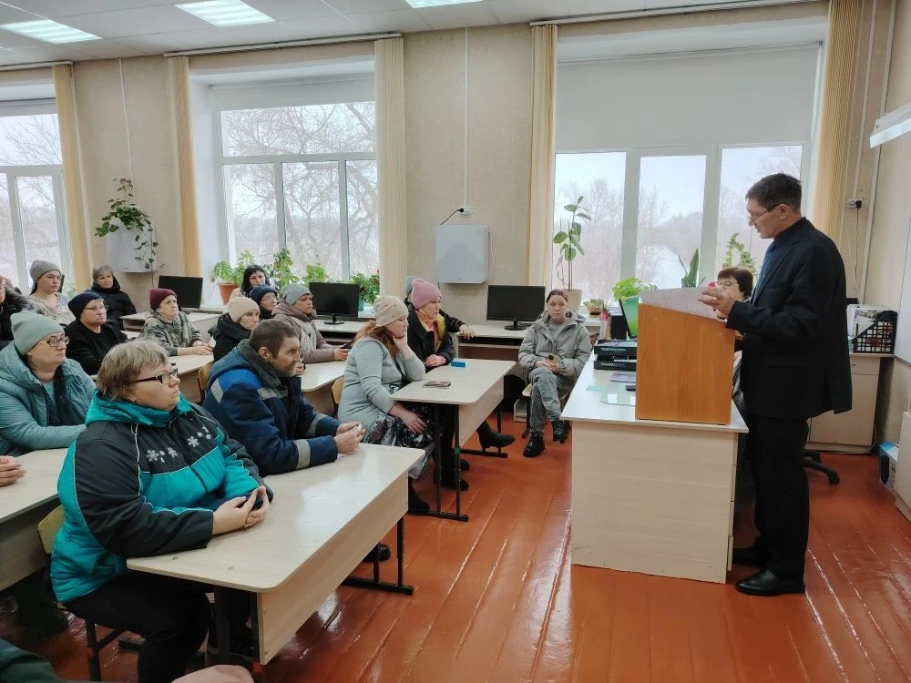 20 марта состоялось общешкольное родительское собрание для родителей  6-9 классов по те...