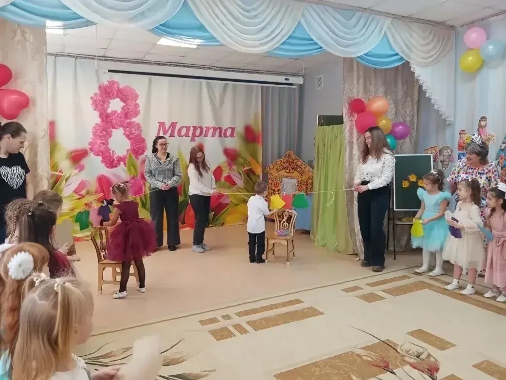 В ДО "Светлячок" в  старшей логопедической группе «Незабудка» прошел утренник, посвященный Междунаро