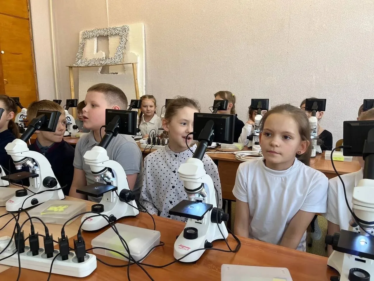 🌟 Наши маленькие исследователи из начальной школы отправились в удивительное путешеств...
