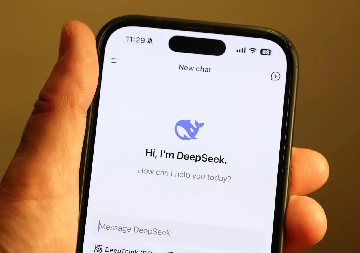 Роскомнадзор не ограничивал работу китайской ИИ-модели DeepSeek  Роскомнадзор не вводил на территори