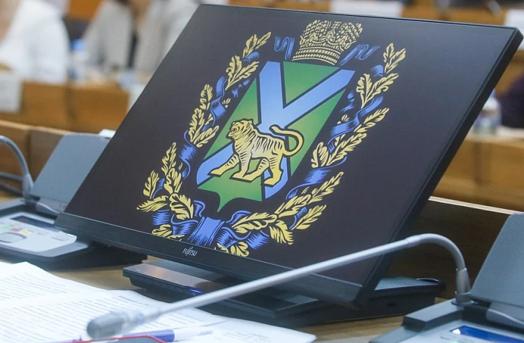 Продажу вейпов предлагают запретить на пять лет в Приморье