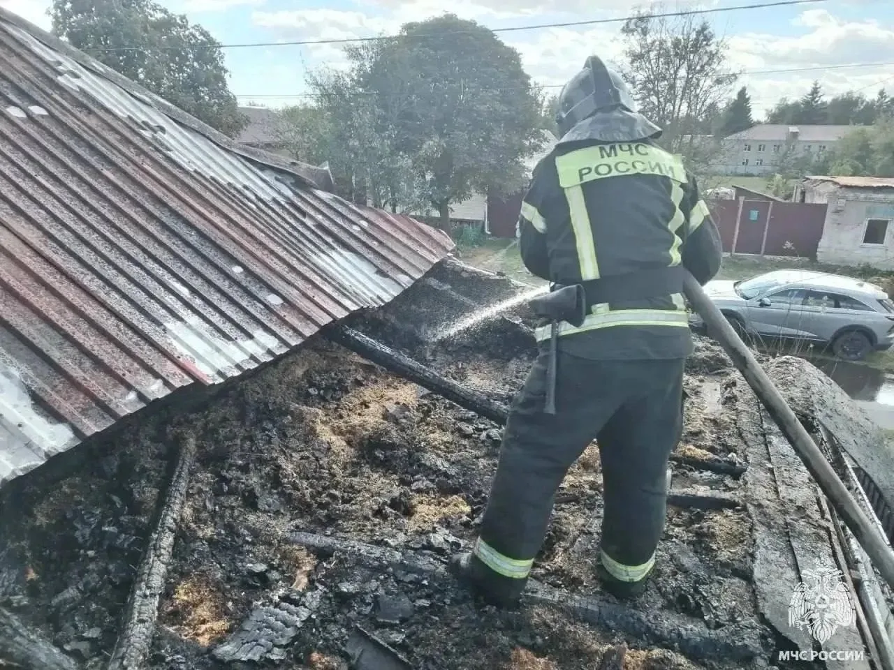 🔥 Вчера в Болхове загорелась кровля жилого дома