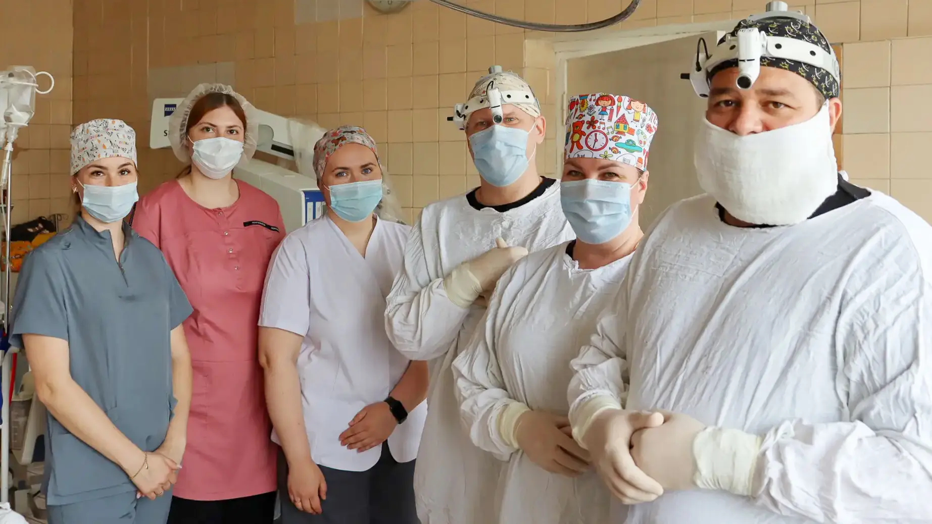 Хирурги Курской областной больницы извлекли из глазницы и полости черепа мужчины 12-сантиметровую ве