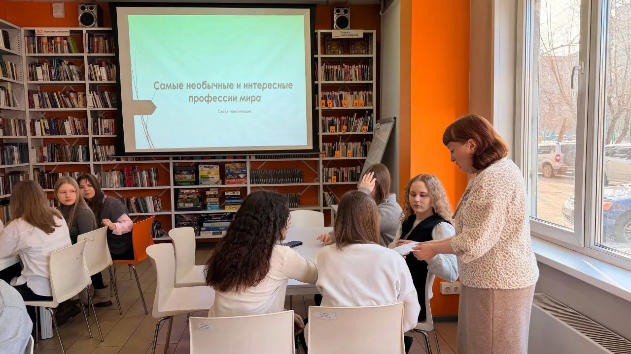 Такие удивительные профессии🎓  Сегодня учащиеся восьмых классов нашей школы совершили увлекательное 
