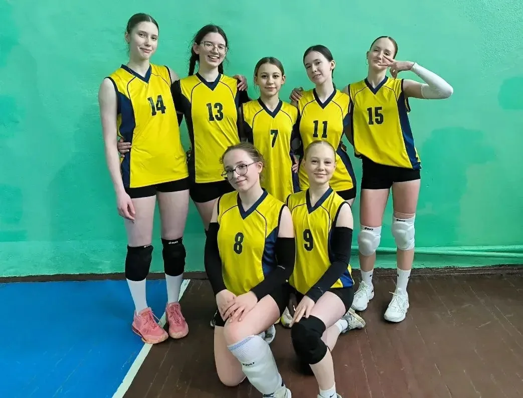 Отличные новости с городской спартакиады среди школьных команд 🏆   🏐 Сегодня проходил групповой этап
