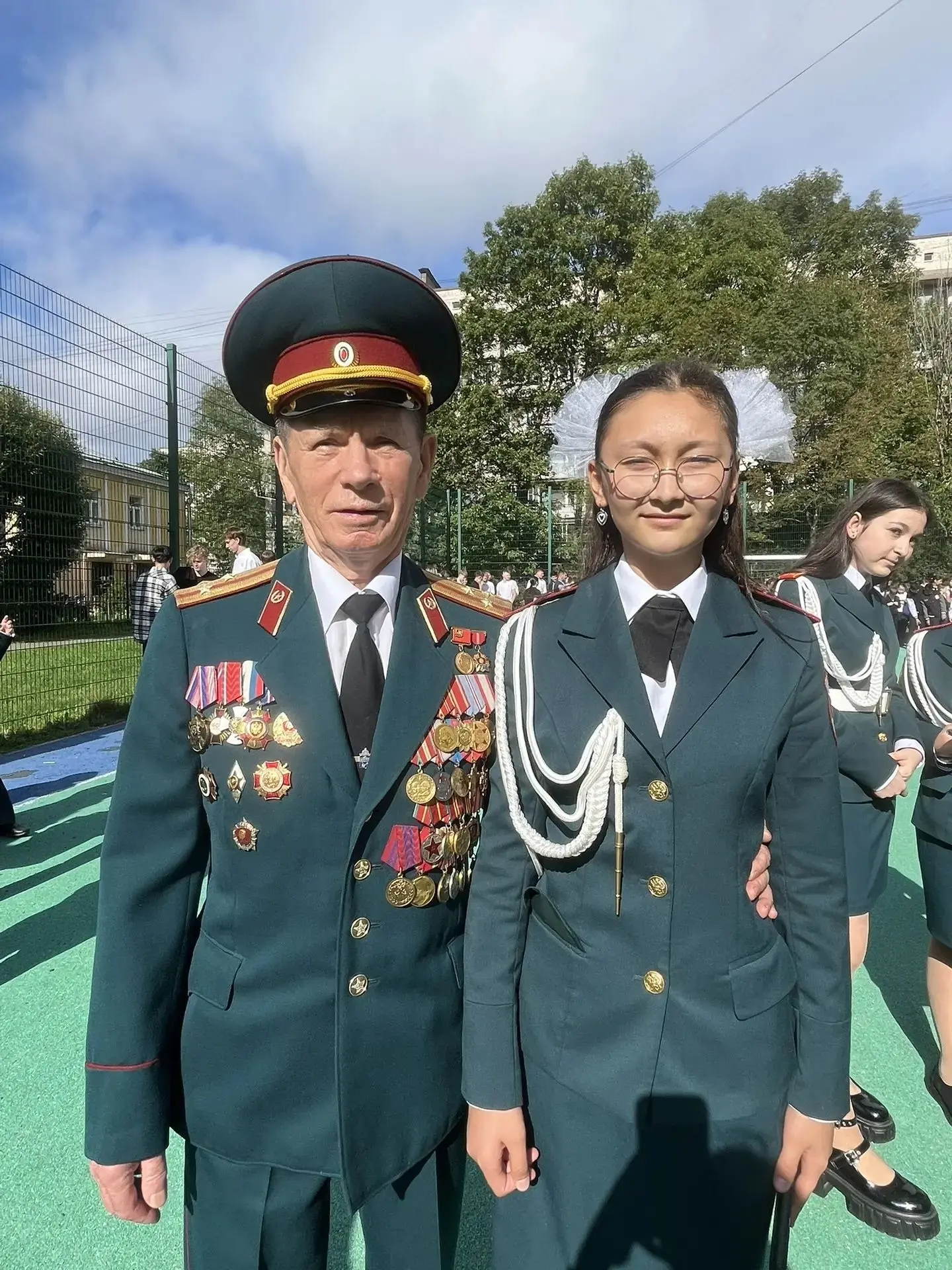 3️⃣ сентября нашу школу посетил значимый человек — Виктор Дмитриевич Калашников, офицер...