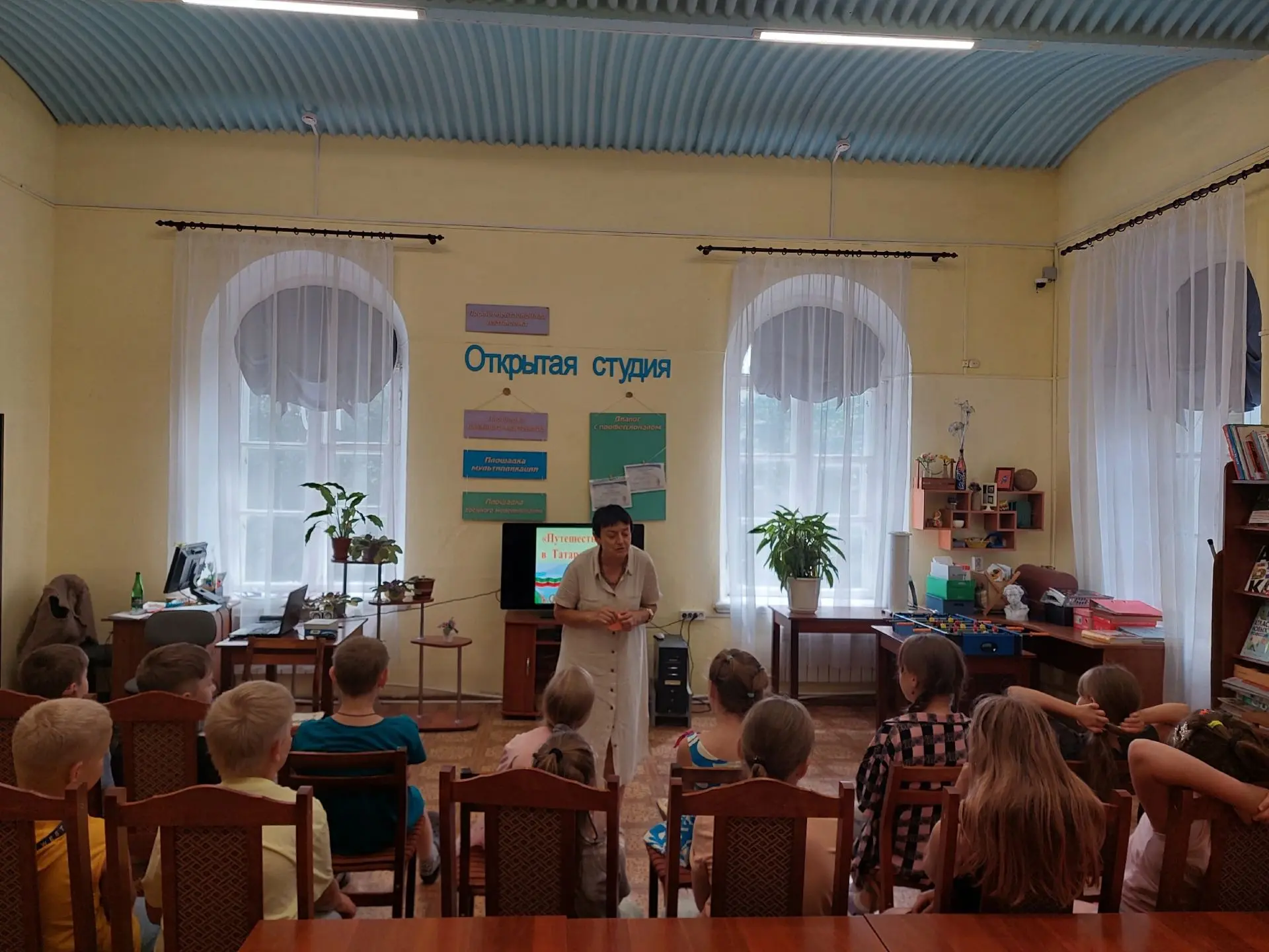🌞 Лето, книга и гостеприимный Татарстан: как прошел день в библиотеке им. А. Гайдара

Сегодня ребят