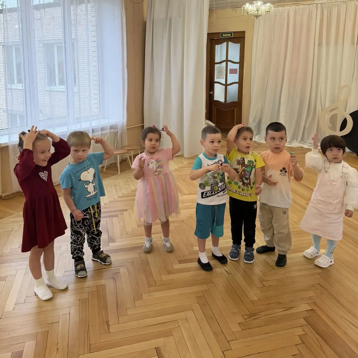 🎵 Музыкальное занятие в средней группе «Звездочки»
