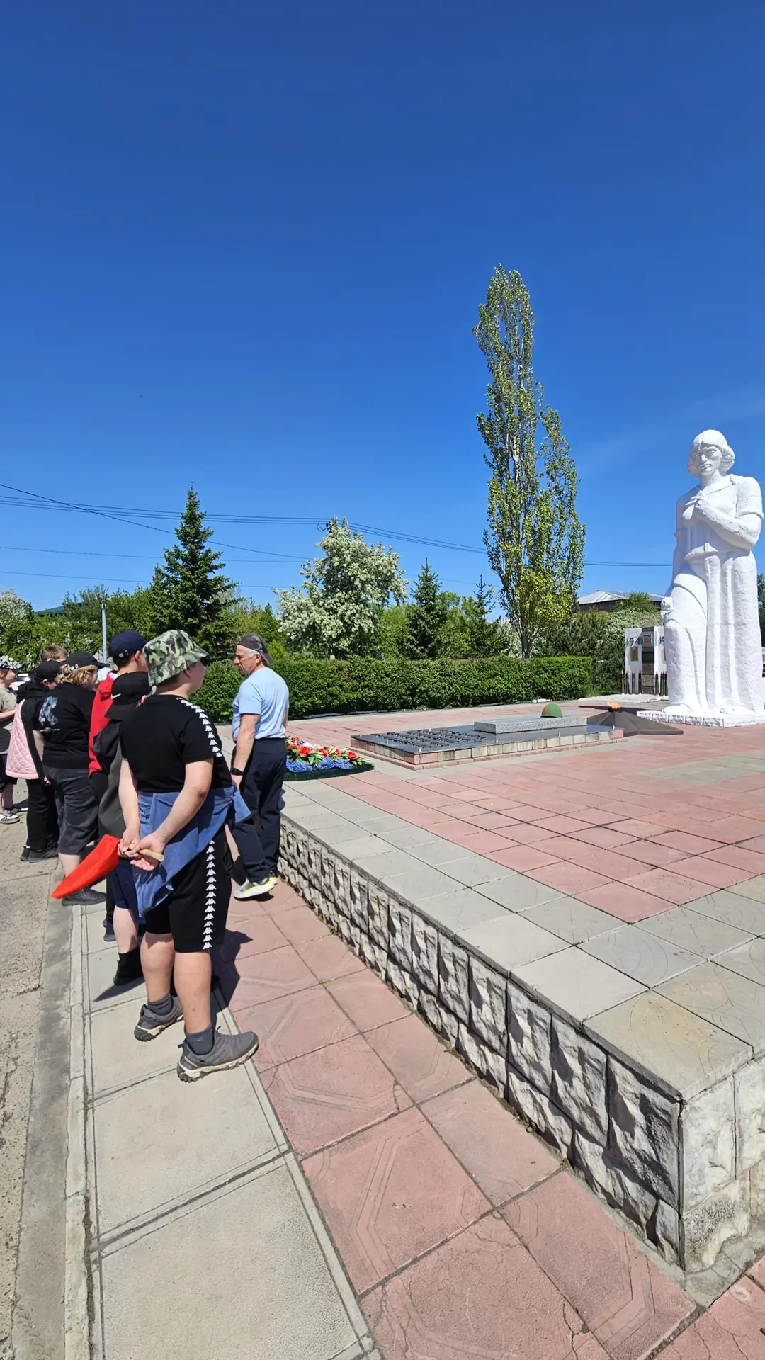 🧗‍♂️ День открытий, спорта и памяти: как прошёл вчерашний день в нашем лагере!