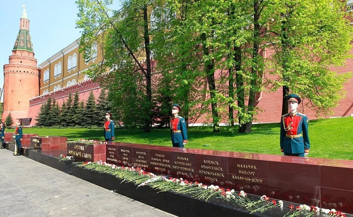 Воронеж — город мужества: 212 дней обороны и путь к званию "Город воинской славы"
https://voronezhne