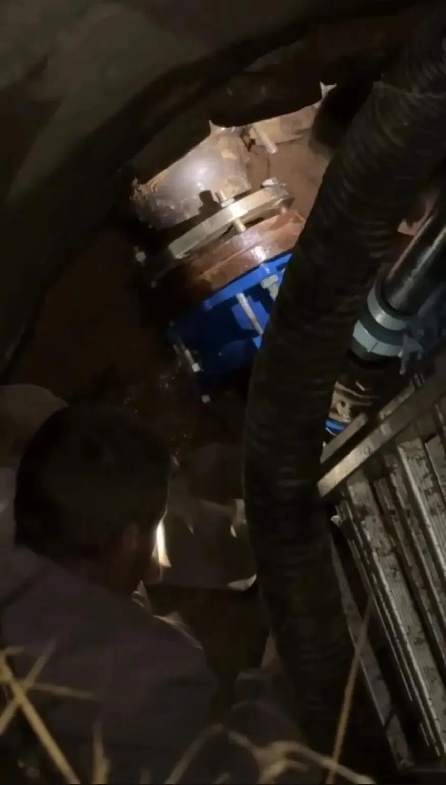 🚰 Водоснабжение в г.Володарске восстановлено! Все работы по подключению нового объекта...