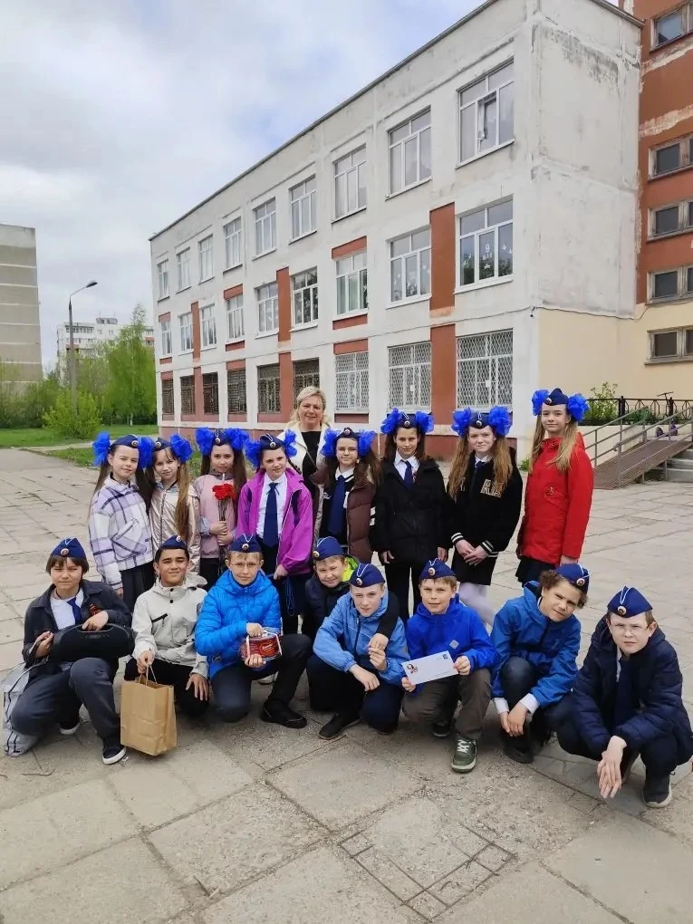 ♥️Помнить сердцем. Поклон ветерану♥️  8 мая, в канун великого Дня Победы, ученики 4 «В» класса вмест