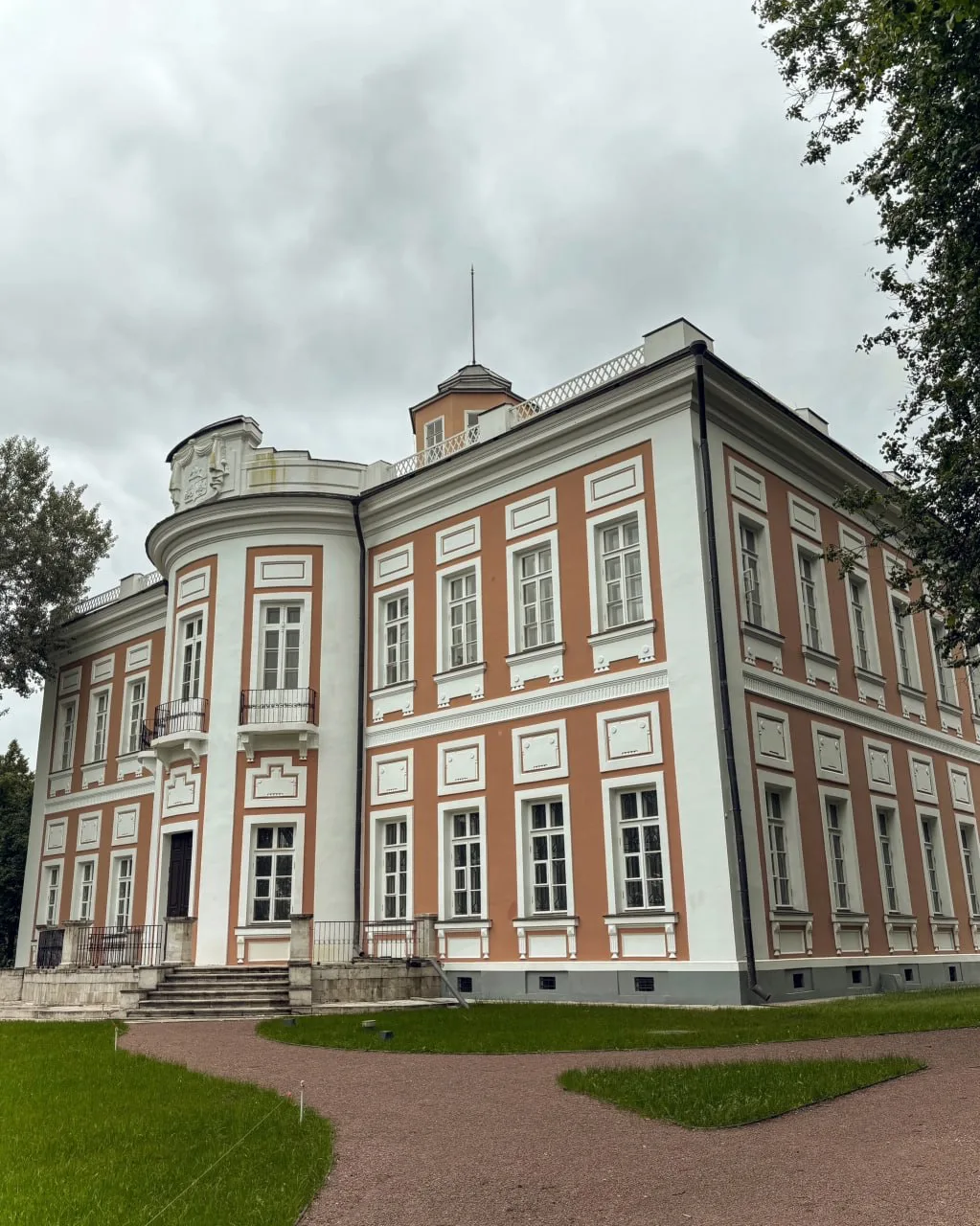 🏛  Усадьба «Большие Вязёмы» #ОдинцовскийГородскойОкруг  📌 Первые исторические упоминания о Вяземах о