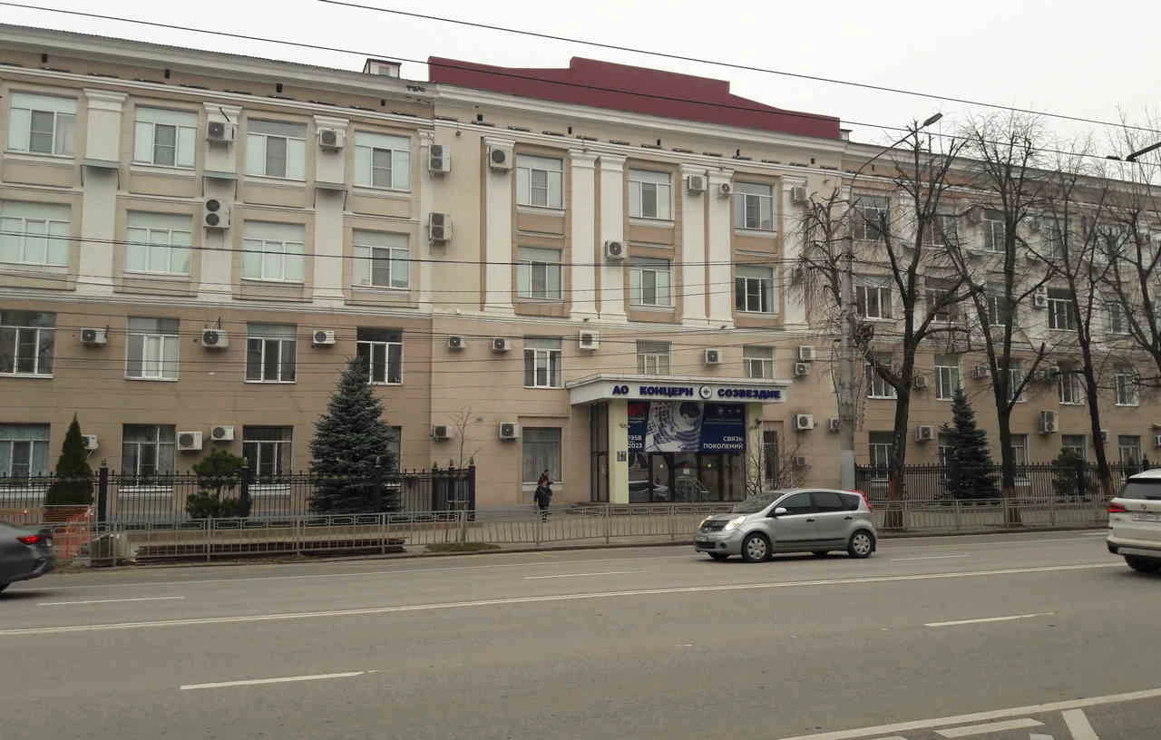 Первые лица области поздравили воронежцев с Днём работника электронной промышленности