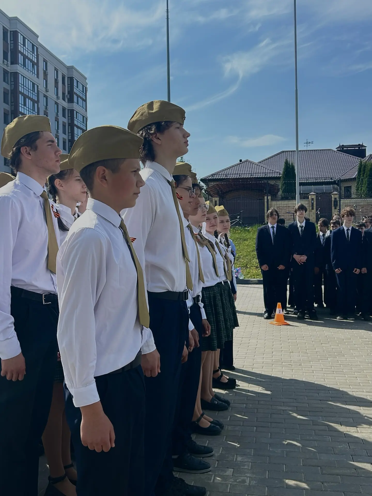 🇷🇺 Сегодня в нашей гимназии царила по-настоящему патриотическая атмосфера!🇷🇺  Мы с гордостью и волне