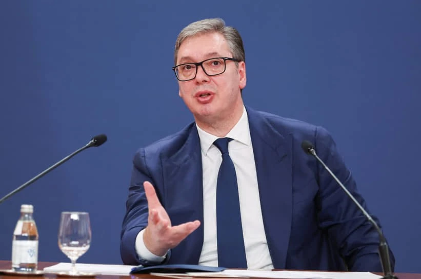 🇷🇸 #Сербия В стране хотят пересмотреть Конституцию, чтобы позволить переизбираться Ву...