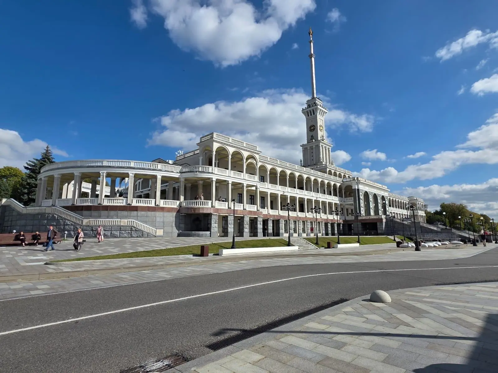 Премиальный курорт на берегу Москвы-реки