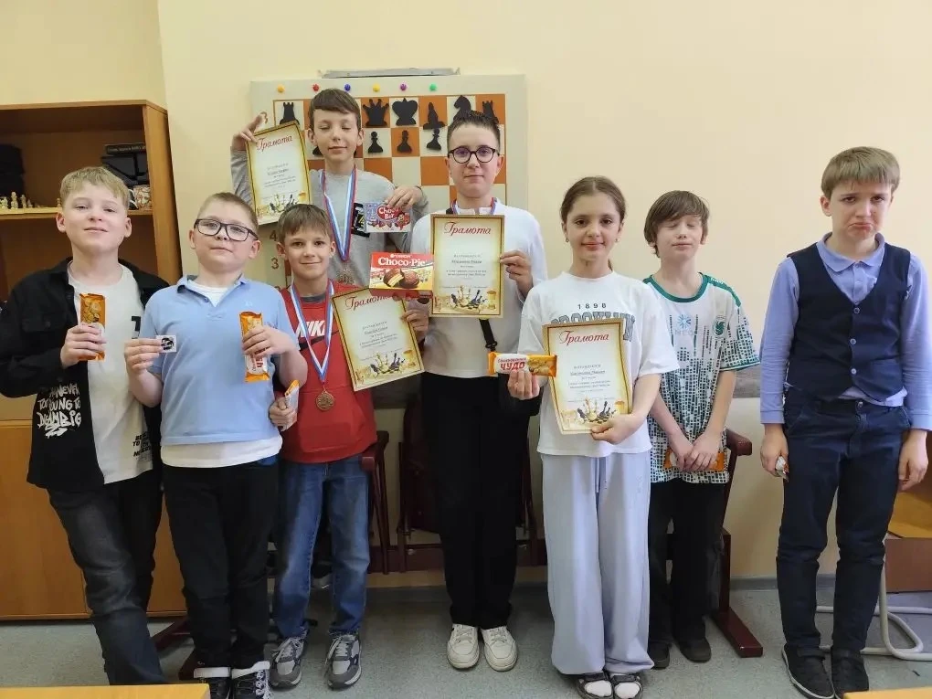 🏆В преддверии Дня Победы в нашей школе  прошло несколько шахматных турниров, посвященных этому важно
