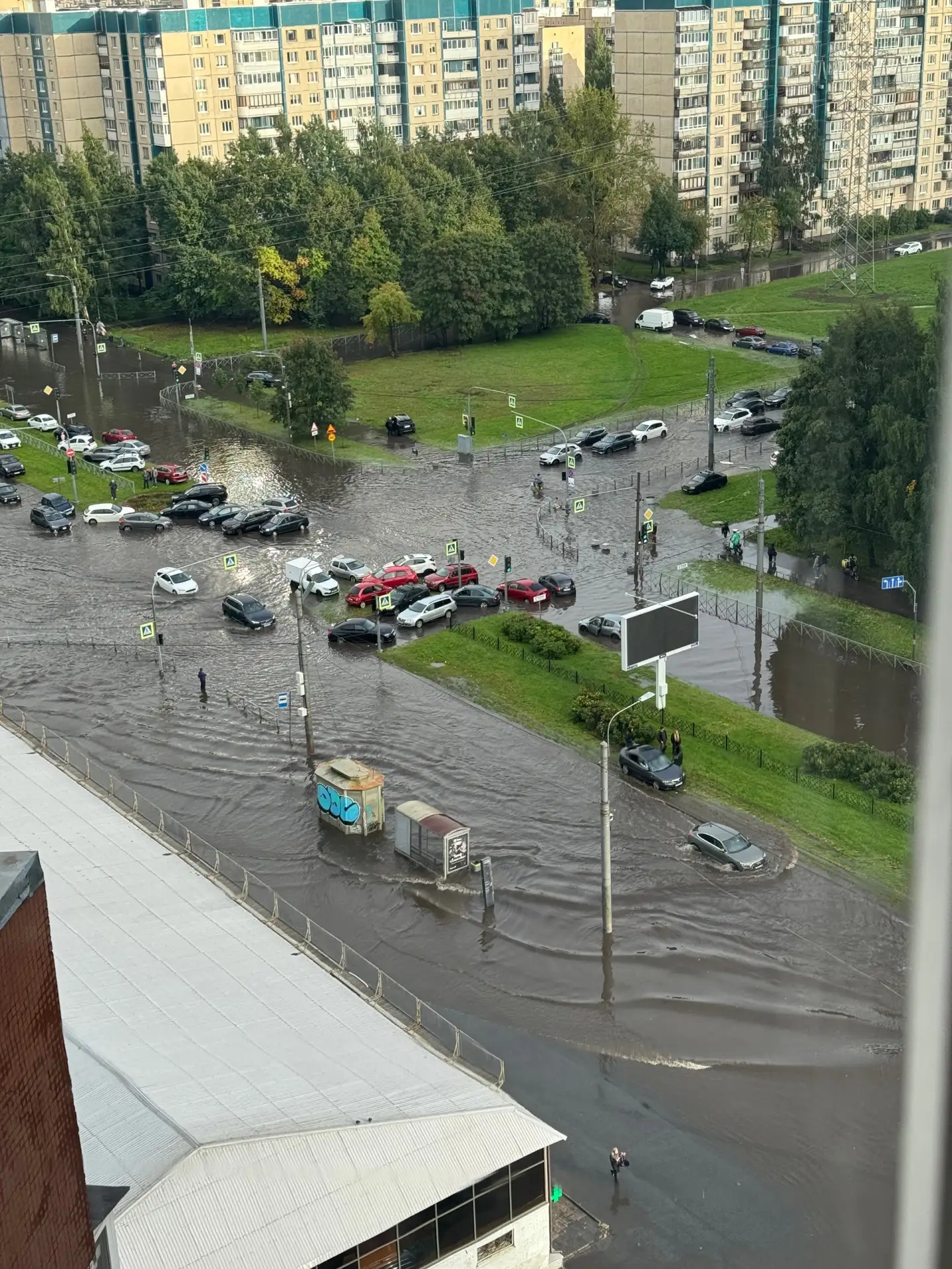 😭 Бедные соседи из Коменды и Каменки. Это просто ужас, что на улицах! Как вы, целы-здо...