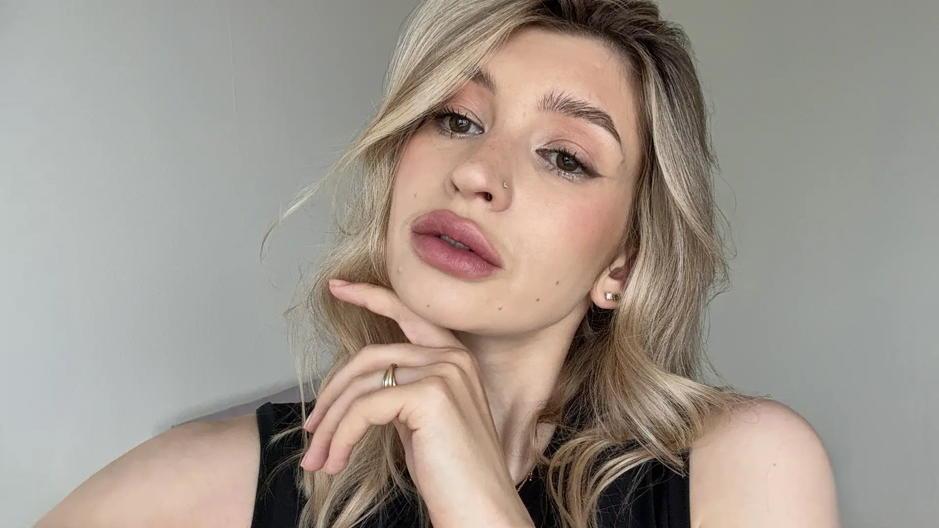 Вчера, несмотря на непогоду, я добралась до фестиваля beauty bazaar day. На фото можете...