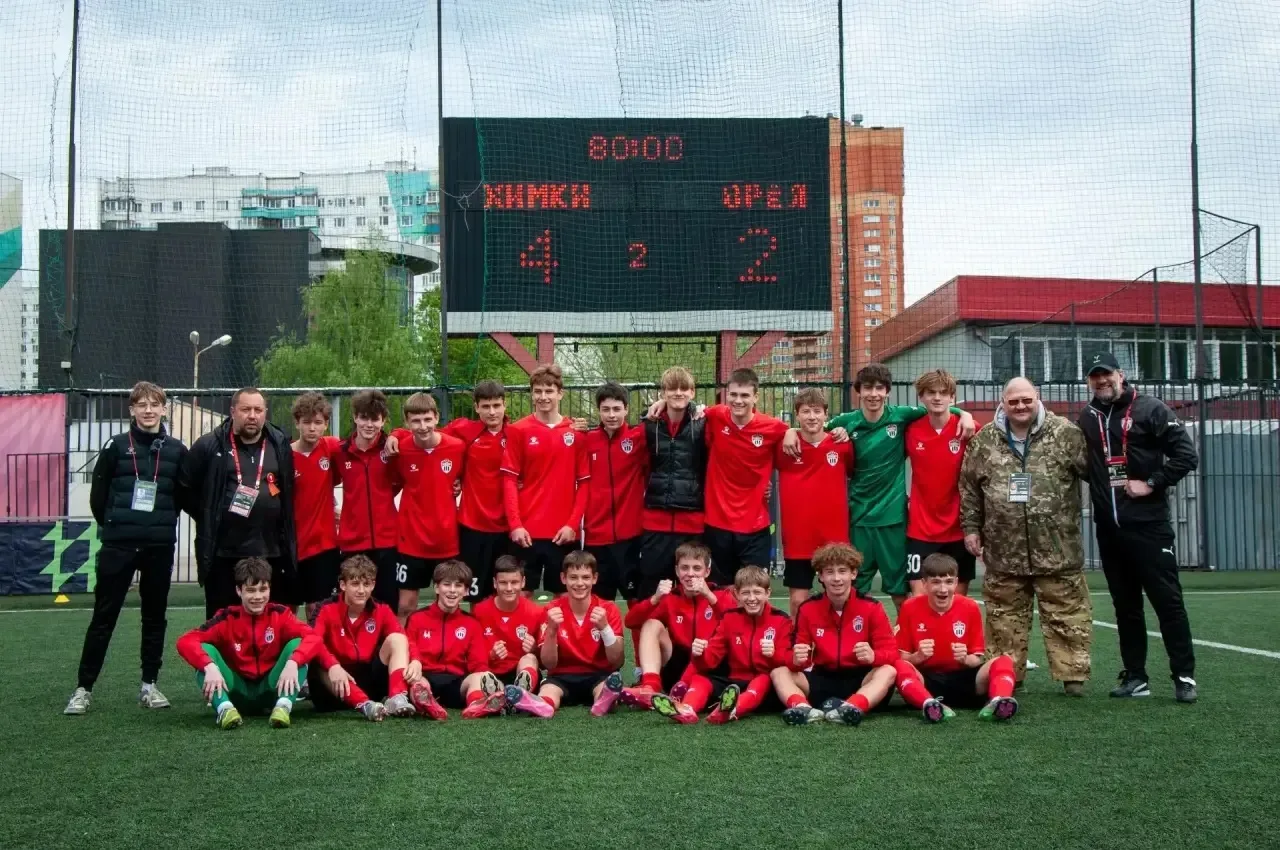 Футболисты Химок одержали двойную победу   Футболисты спортивной школы олимпийского резерва Химок вы