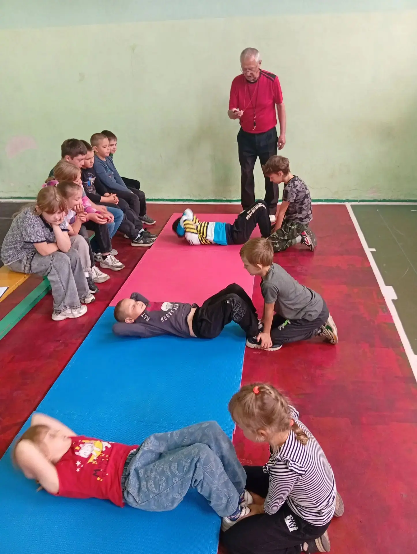 День в лагере «Миссия: БУДЬ ЗДОРОВ!» 💪✨

🌞 Лето – это не только время беззаботного отдыха, но и от