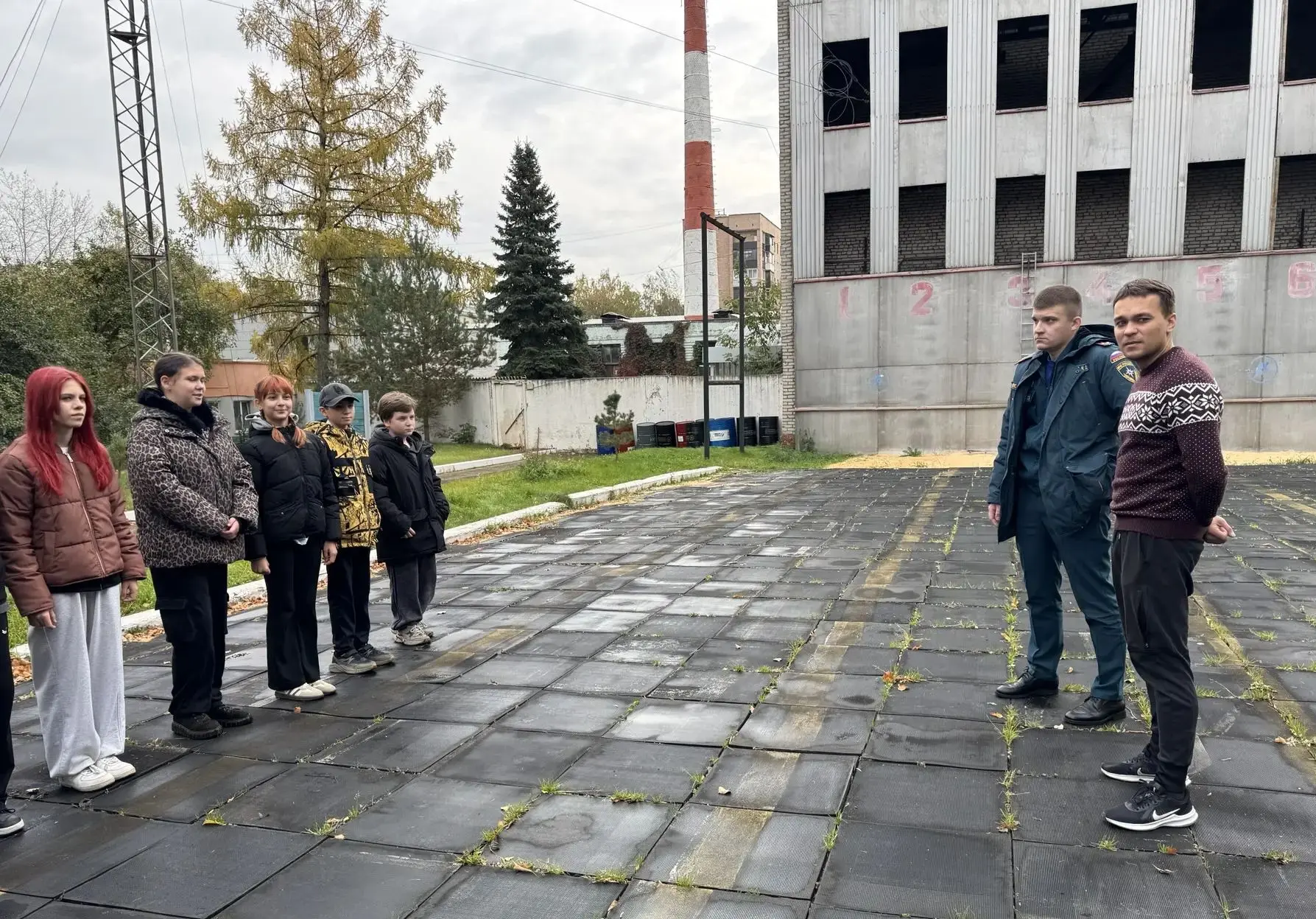 5 октября на базе 27 пожарной части города Люберцы сотрудниками МЧС была проведена трен...