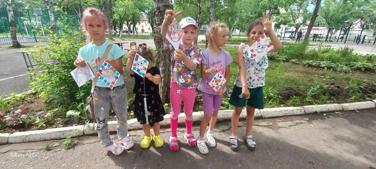 🎉 День полёта и творчества в нашем лагере! 🎈

Сегодня наши ребята не просто мастерили — они создав