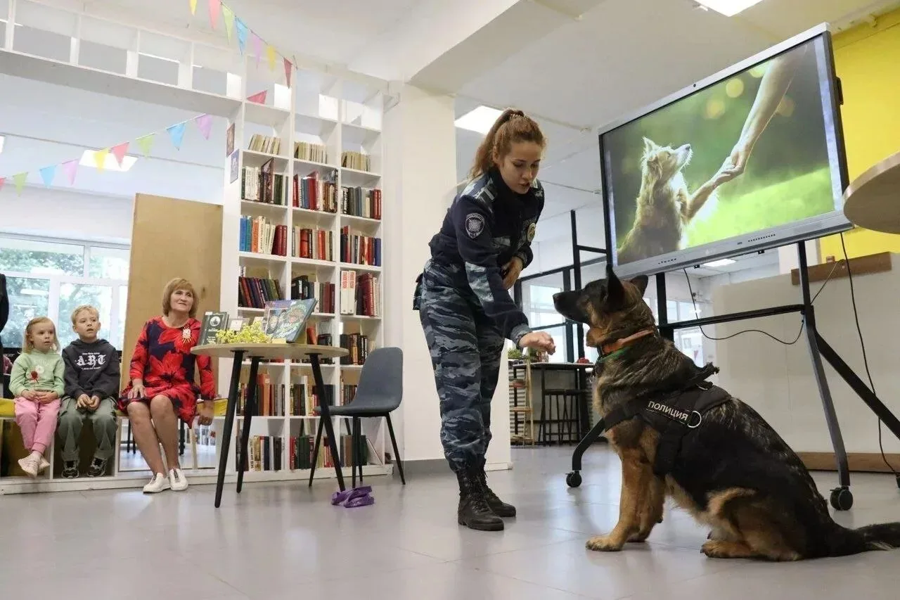 🎨 Хотите найти новое хобби? Посетите день открытых дверей в домах культуры и библиотек...