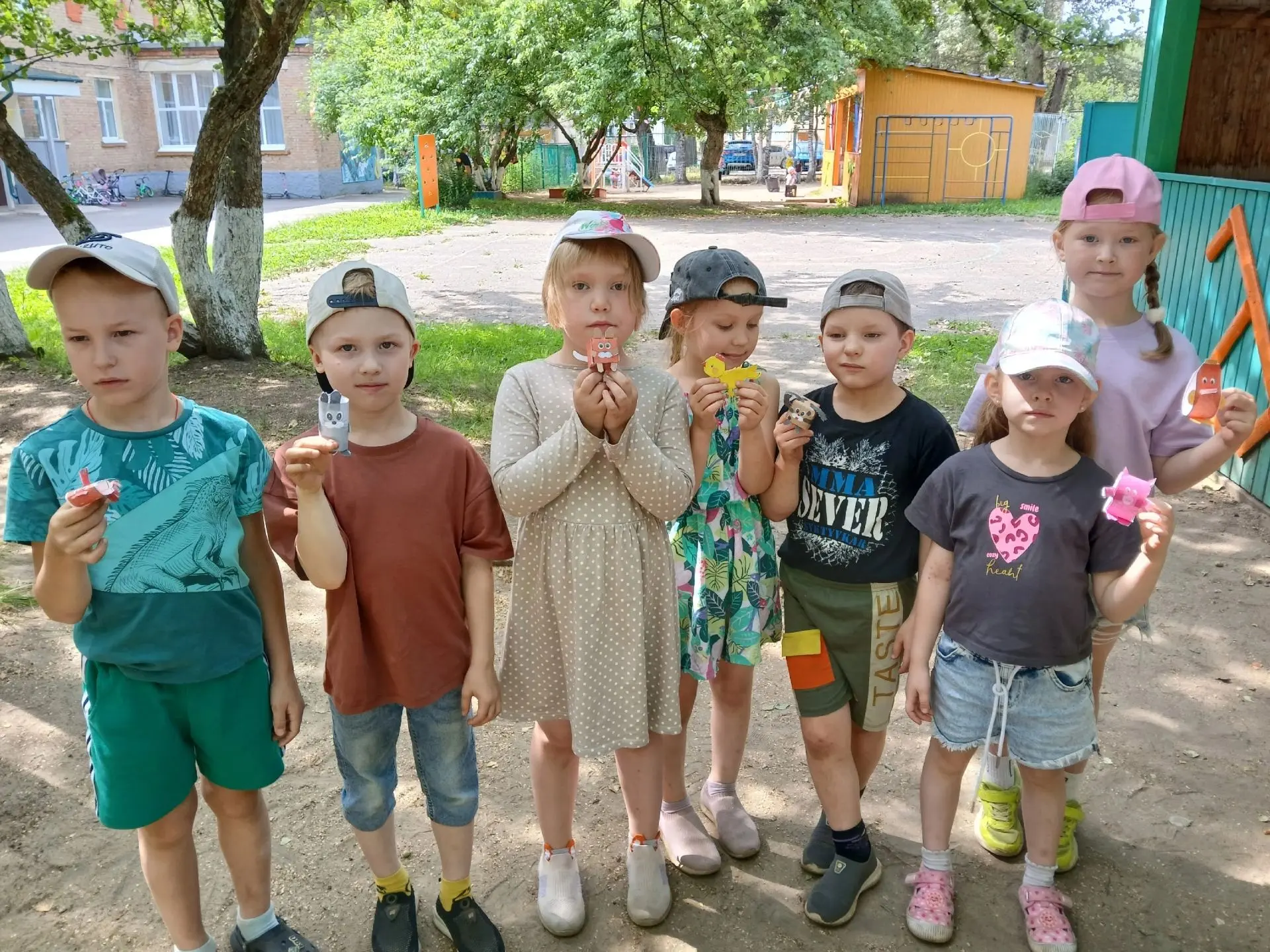 🌈🦋 Лето — это маленькая жизнь! 🦋🌈

В нашем детском саду стартовала увлекательная математическая 