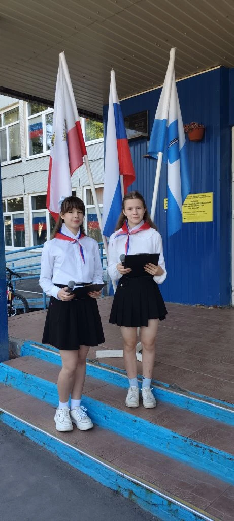 🇷🇺 Родина моя — Россия!

Сегодня, в преддверии главного государственного праздника — Дня России, в
