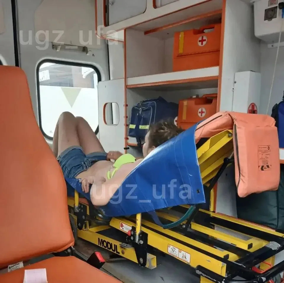 На Кашкадане спасатель вытащил из воды пьяную девушку, а после и ее друга.

На озере Кашкадан в Уфе 