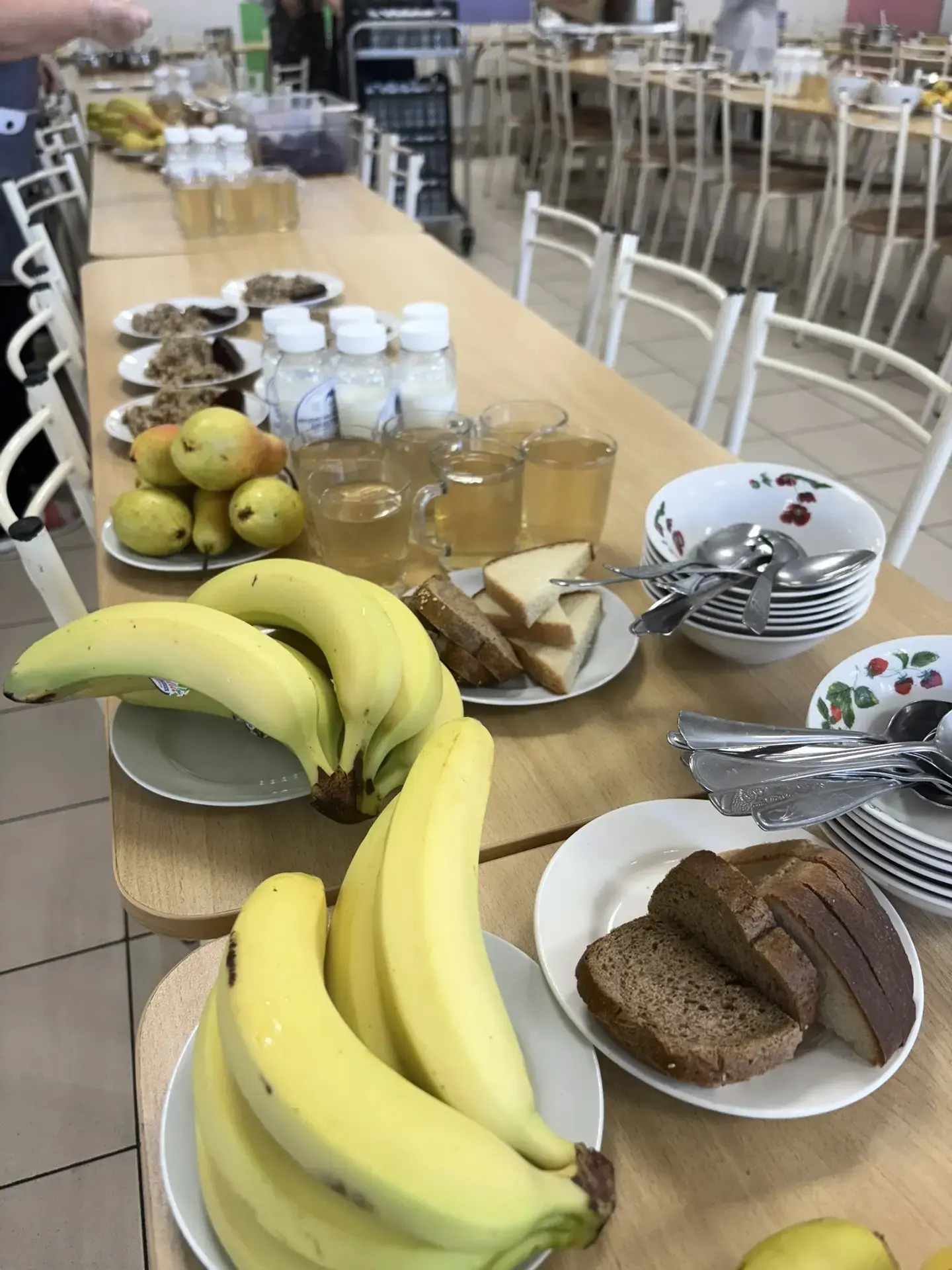 🍏 Витаминизация фруктами в столовой нашей гимназии!💪  Мы рады сообщить вам, что сегодня в нашей стол