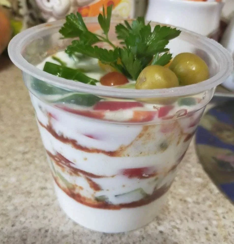 Слои с овощами на обед!!! 
🥗🥗🥗🥒🥒🥒🍅🍅🍅

Натуральный йогурт, 
Куриный суп Гербалайф,
Овощи све
