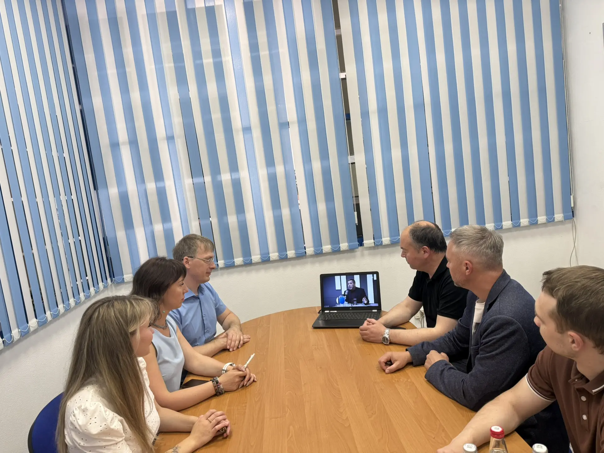 Смотрим и обсуждаем программу «Партком» вместе!
Разбираться в сложных вопросах современной повестки 