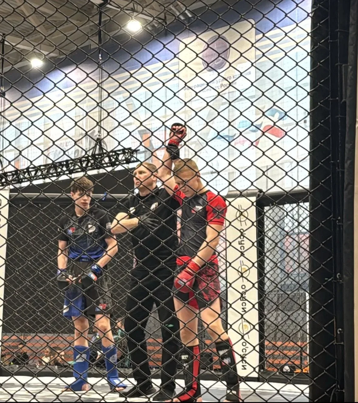 🥋🔥 Богданов Илья — серебряный призёр Всероссийских соревнований по ММА! С 1 по 4 мая в Нижнем Новгор