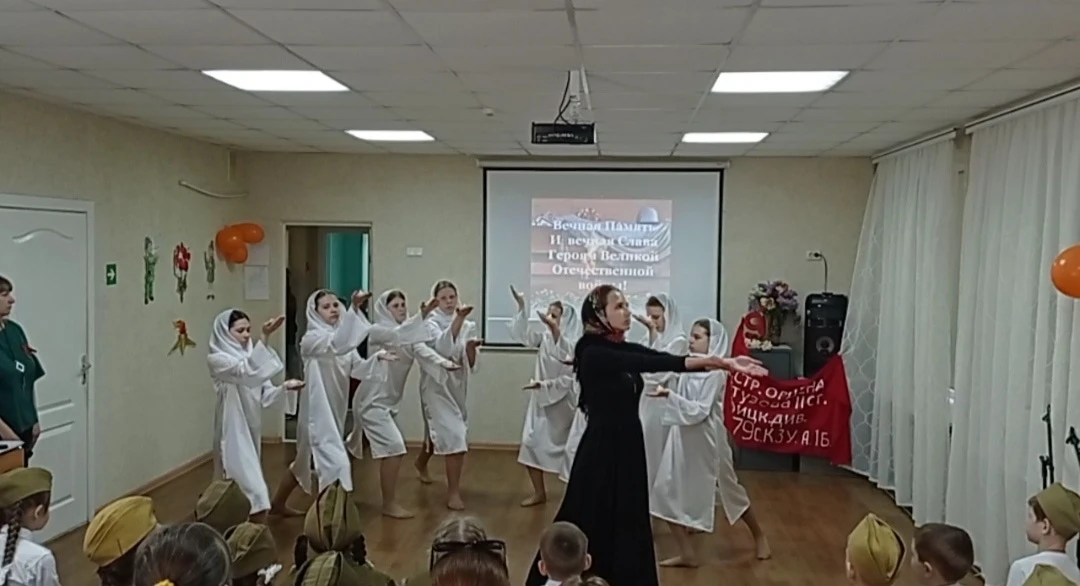 🔥 Танцевальный  коллектив "Карусель" принял участие в праздничном мероприятии, посвященном Дню Побед