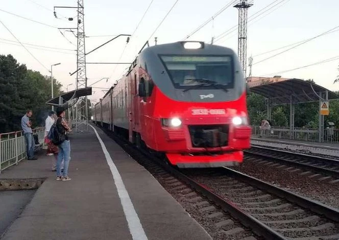 В Ростовской области с 9 по 30 сентября изменится расписание пригородных поездов, прохо...