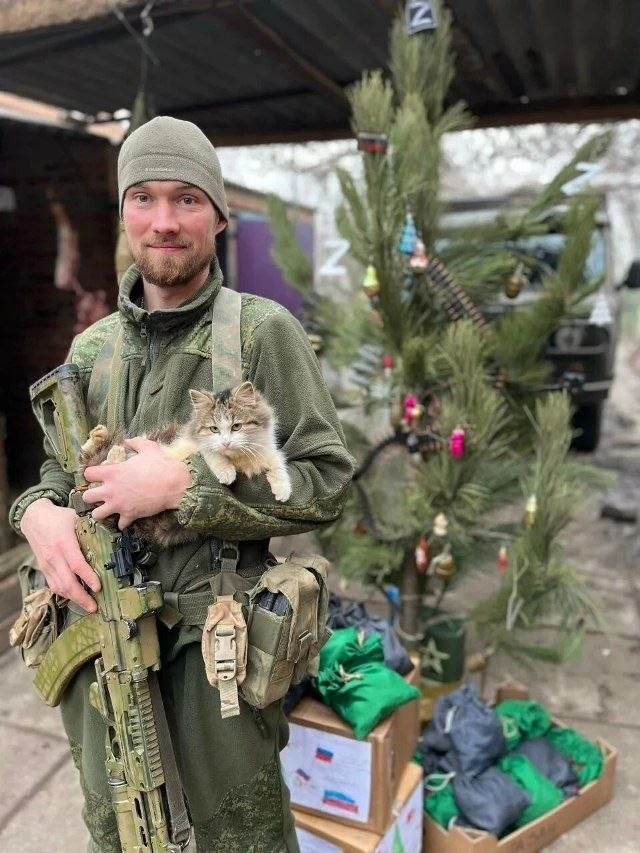СВО - это большая деревня. Поэтому от нашего дома в большой деревне СВО поздравляем Севера - Станисл