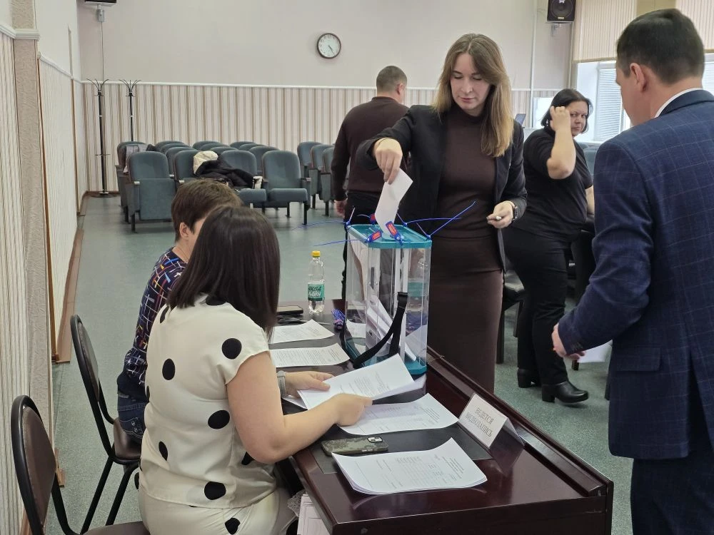 Сегодня в Тымовском прошло первое организационное заседание  Тымовской территориальной избирательной