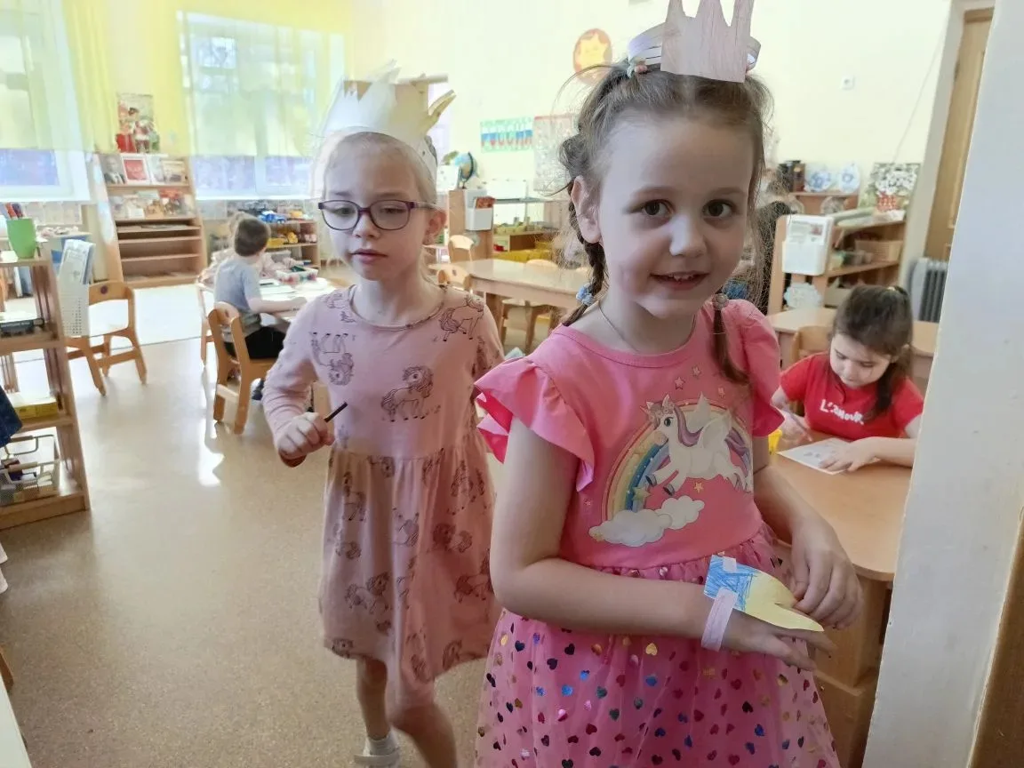 Волшебная сказка "Царевна - Лягушка" вдохновила детей группы N 8 на конструирование из ...