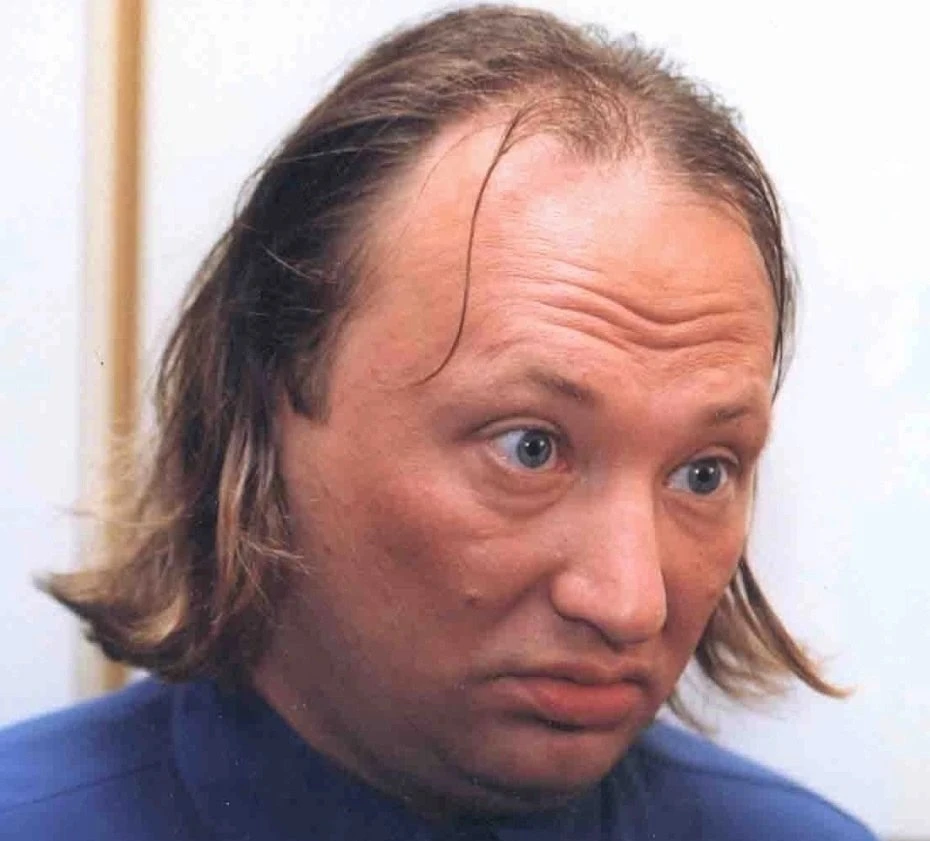 Юрий Гальцев — для вас. И для них😅

Оказывается, артист живёт сразу на две семьи — у него есть жена