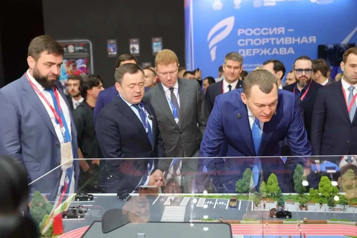 На полях ПМЭФ обсудили сеть бесплатных беговых центров, один из которых появится в Астр...