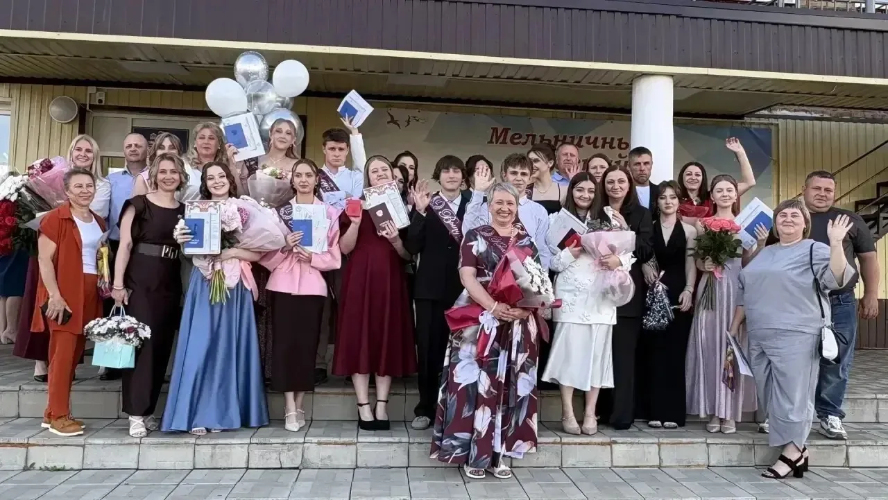 Состоялся выпускной бал для выпускников 2026 года МКОУ «СОШ с.Мельница»!

Это был незабываемый вечер