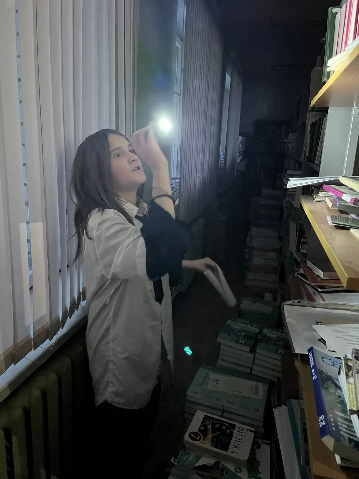 Как мы сходили на квест «Ночь в библиотеке» 🔦📚✨  🔍 Городской квест в Державинском лицее с самого нач