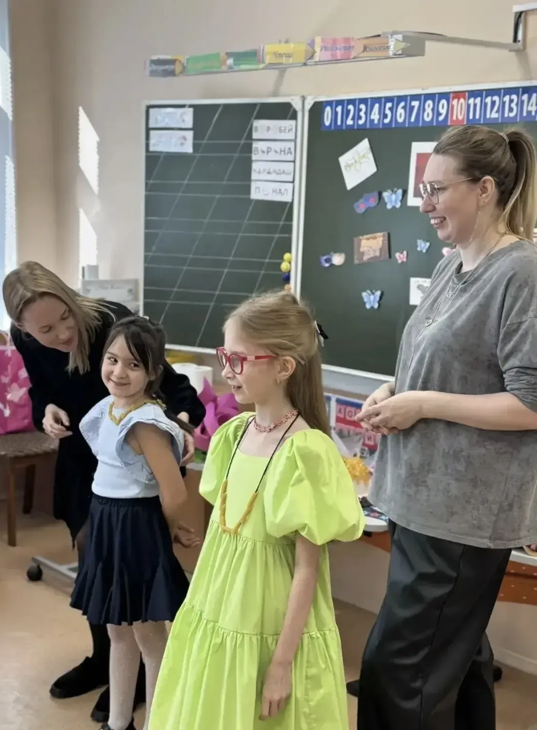 🎭27 марта, во Всемирный день театра,  обучающиеся 1 «Б» класса (классный руководитель: Воеводина Вик