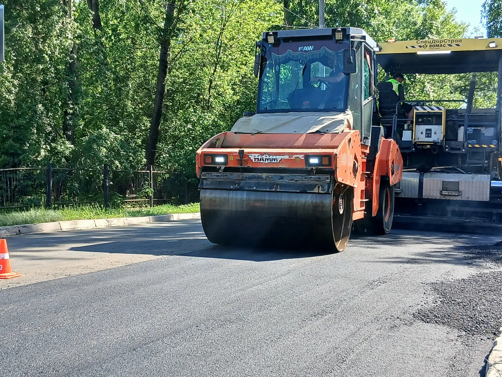 Карточный ремонт дорог Нижнего Новгорода идет полным ходом 🚜