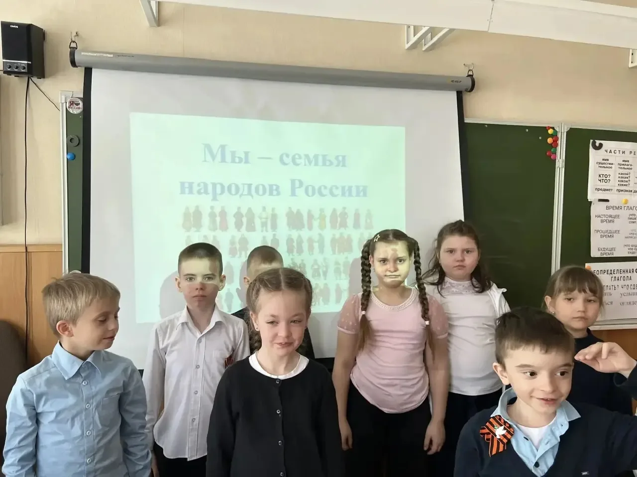 Сегодня,  в преддверии Дня  малочисленных коренных народов России в МБОУ «СОШ №106»  для учащихся 1-