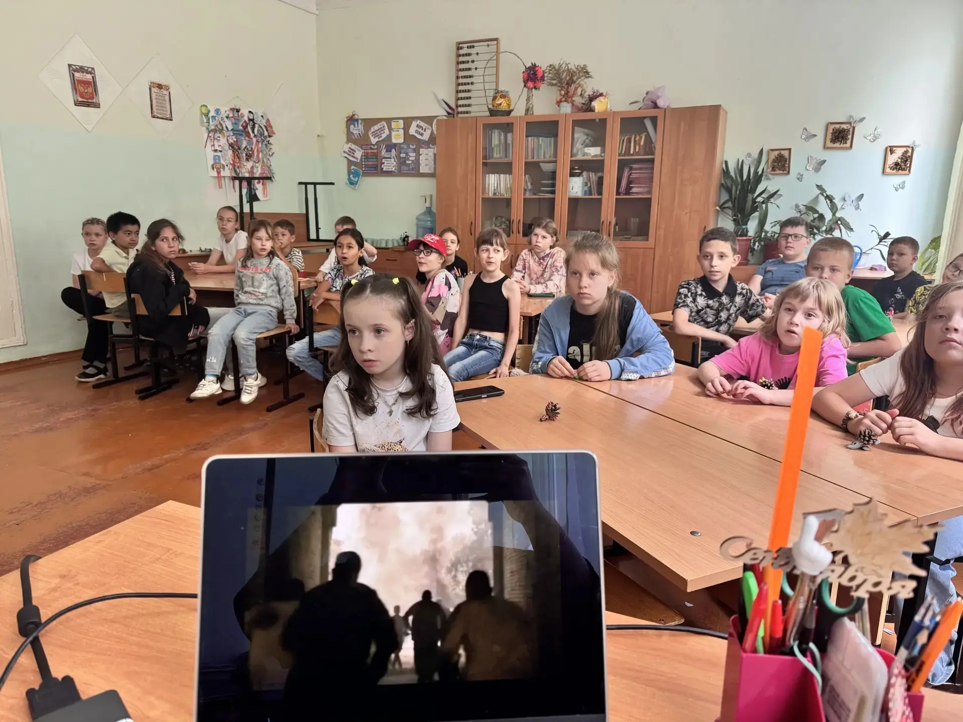 #ПомнимОВажном

 Учащиеся нашей школы приняли участие в кинолектории «Фильм о войне. Разговор с деть