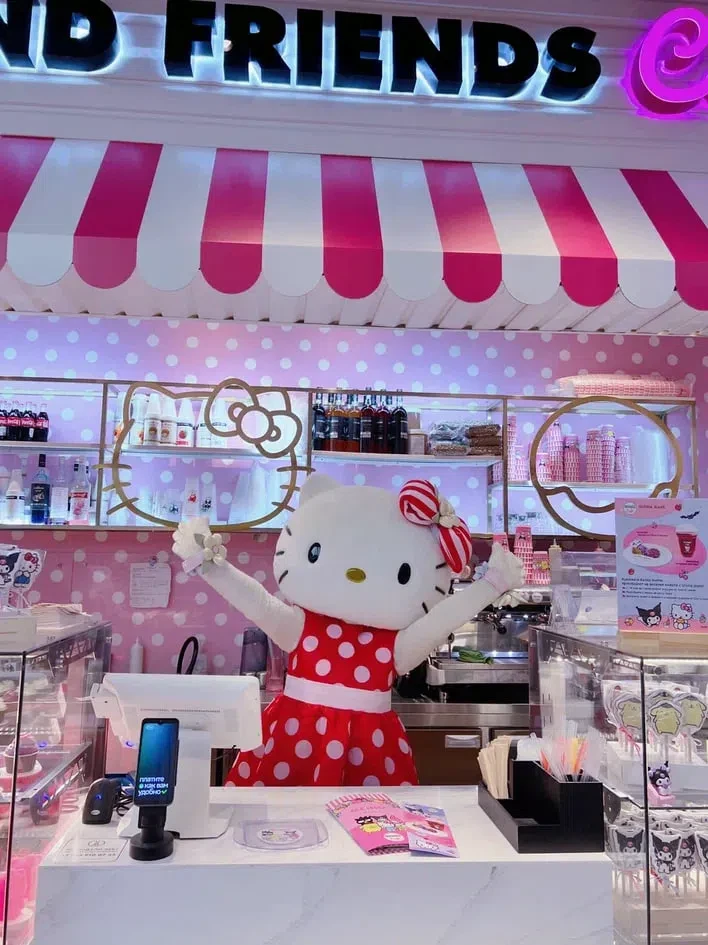 Hello Kitty посетит День Рождения Центрального Детского Магазина! 🎀 
 
Хотите встретить главную зве